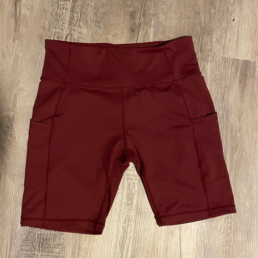 Maroon bike shorts